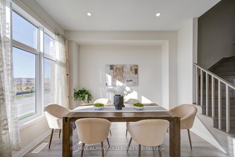 Photo 21 at 11415 LESLIE Street, Rural Richmond Hill, Richmond Hill