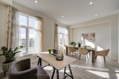 Photo 25 at 11415 LESLIE Street, Rural Richmond Hill, Richmond Hill