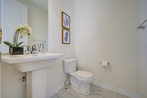 Photo 26 at 11415 LESLIE Street, Rural Richmond Hill, Richmond Hill