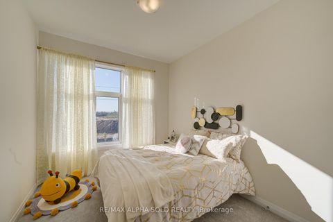 Photo 43 at 11415 LESLIE Street, Rural Richmond Hill, Richmond Hill