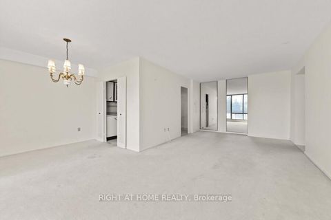 Photo 5 at 612 - 177 Linus Road, Don Valley Village, Toronto