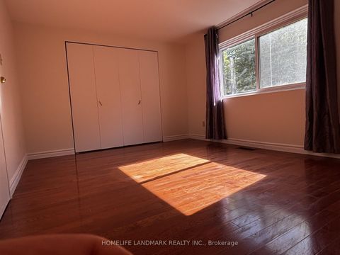 Photo 6 at 254 Sprucewood Court, L'Amoreaux, Toronto