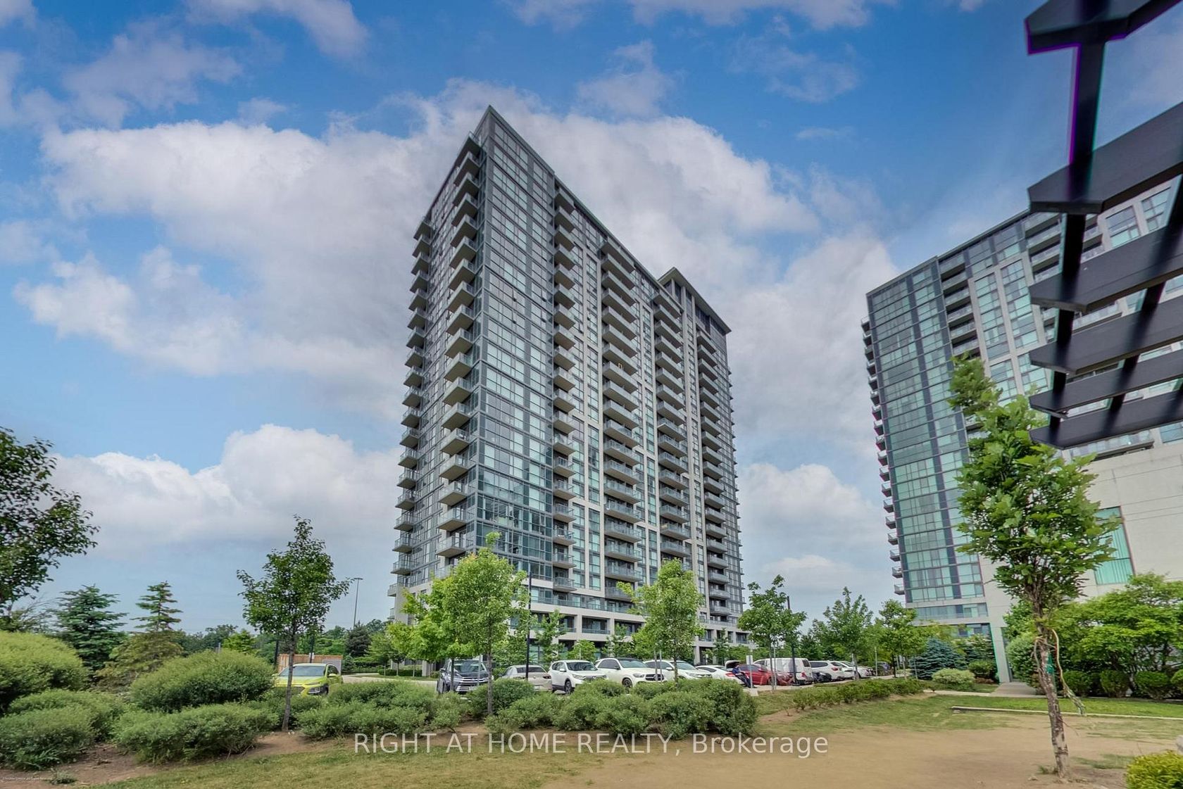 515 - 349 Rathburn Road W, City Centre, Mississauga by Loree Meneguzzi Real Estate 515 - 349 Rathburn Road W, City Centre, Mississauga