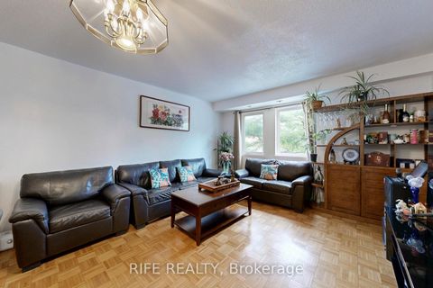 Photo 5 at 703 - 28 Rosebank Drive, Malvern, Toronto