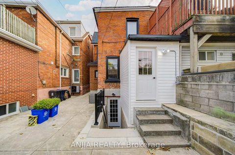 Photo 41 at 126 Grace Street, Bellwoods, Toronto