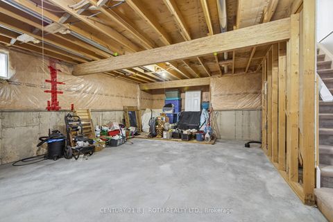 Photo 35 at 655 Glen Cedar Crescent, Rural Innisfil, Innisfil