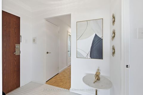 Photo 7 at 802 - 980 Broadview Avenue, Broadview North, Toronto