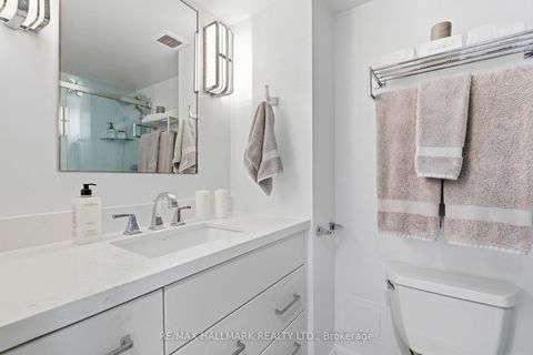 Photo 10 at 802 - 980 Broadview Avenue, Broadview North, Toronto