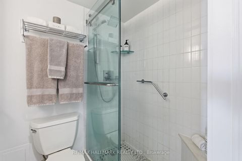 Photo 11 at 802 - 980 Broadview Avenue, Broadview North, Toronto