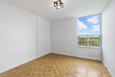 Photo 12 at 802 - 980 Broadview Avenue, Broadview North, Toronto