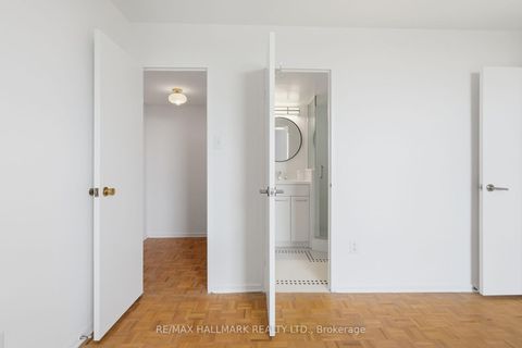 Photo 15 at 802 - 980 Broadview Avenue, Broadview North, Toronto