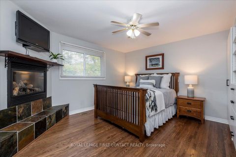 Photo 13 at 32 Springhome Road, Allandale Heights, Barrie