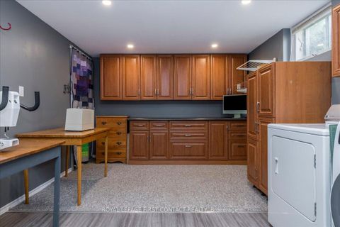 Photo 25 at 32 Springhome Road, Allandale Heights, Barrie