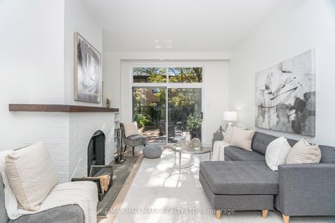 Photo 2 at #5 - 90 Kippendavie Avenue, The Beaches, Toronto