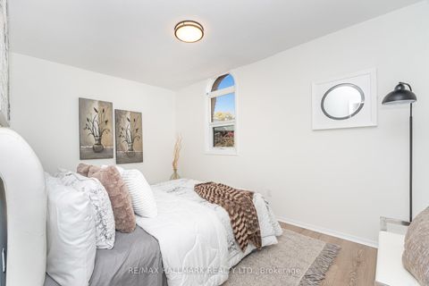 Photo 12 at #5 - 90 Kippendavie Avenue, The Beaches, Toronto