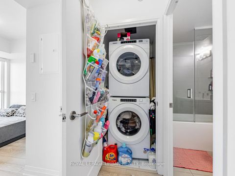 Photo 16 at 2311 - 286 Main Street, Danforth, Toronto