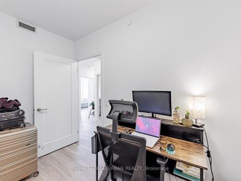 Photo 18 at 2311 - 286 Main Street, Danforth, Toronto