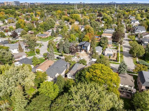 Photo 48 at 26 Puckeridge Crescent, West Deane, Toronto