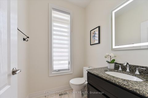 Photo 14 at 82 Heritage Estates Road, Patterson, Vaughan