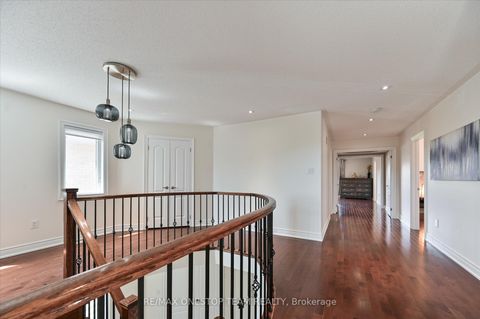 Photo 17 at 82 Heritage Estates Road, Patterson, Vaughan