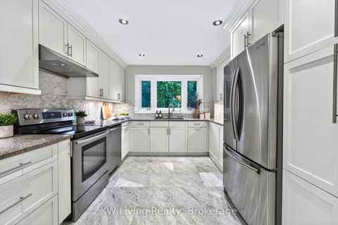 Photo 6 at 19 Deal Avenue, Lawrence Park North, Toronto