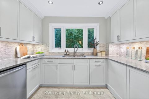 Photo 7 at 19 Deal Avenue, Lawrence Park North, Toronto