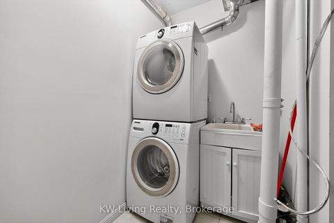 Photo 23 at 19 Deal Avenue, Lawrence Park North, Toronto