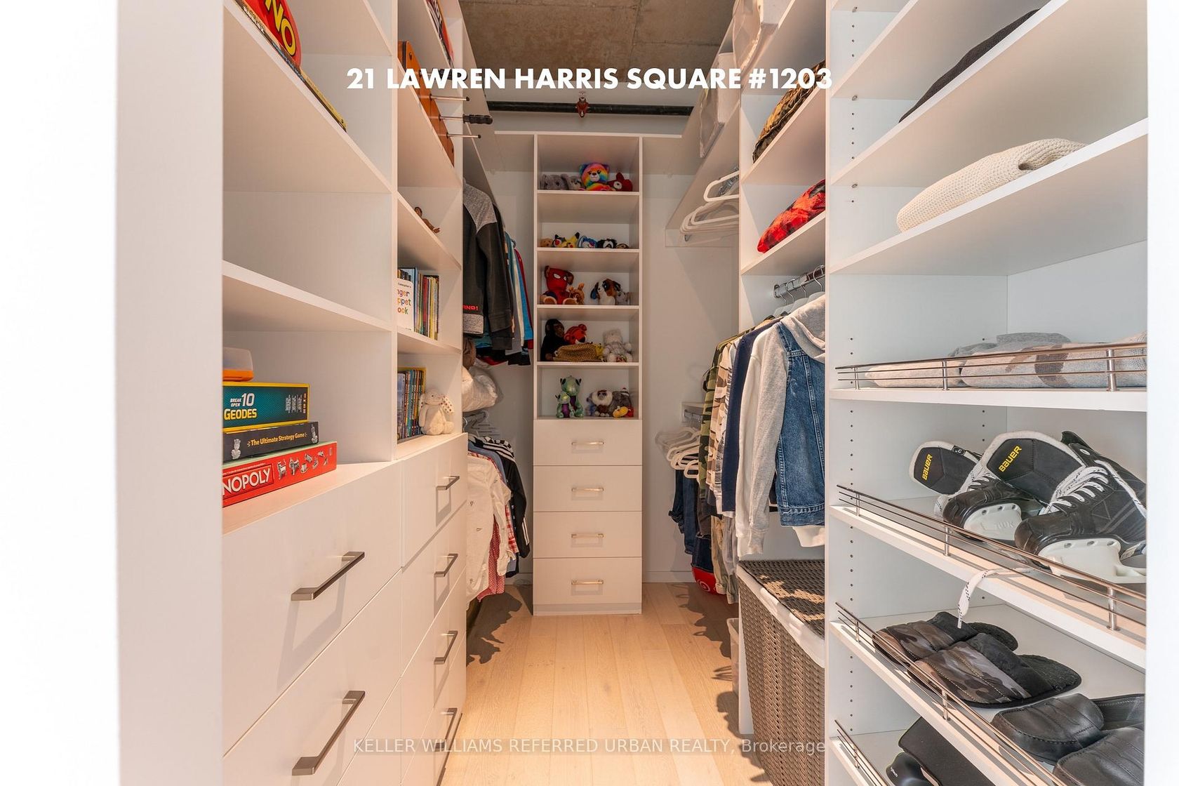 Photo 12 at 1203 - 21 Lawren Harris Square, Moss Park, Toronto Photo 12 at 1203 - 21 Lawren Harris Square, Moss Park, Toronto