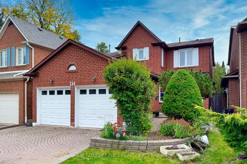 Photo 1 at 134 Mccabe Crescent, Lakeview Estates, Vaughan