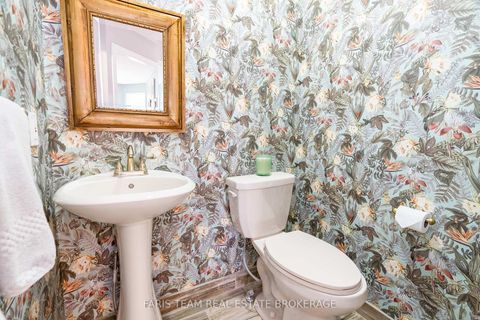 Photo 13 at 43 Dunnett Drive, Ardagh, Barrie