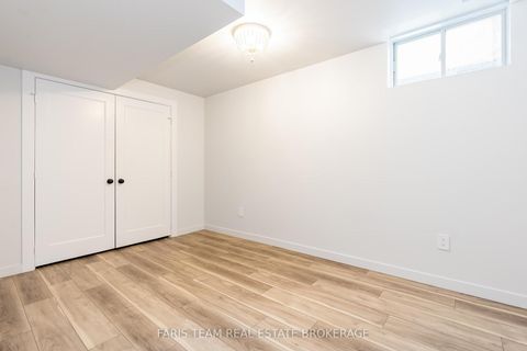 Photo 33 at 43 Dunnett Drive, Ardagh, Barrie