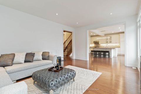 Photo 8 at 3301 Skipton Lane, BC Bronte Creek, Oakville