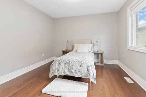 Photo 31 at 3301 Skipton Lane, BC Bronte Creek, Oakville