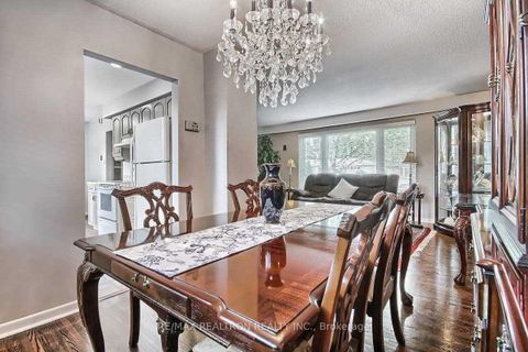 Photo 9 at 17 Hill Drive, Hills of St Andrew, Aurora