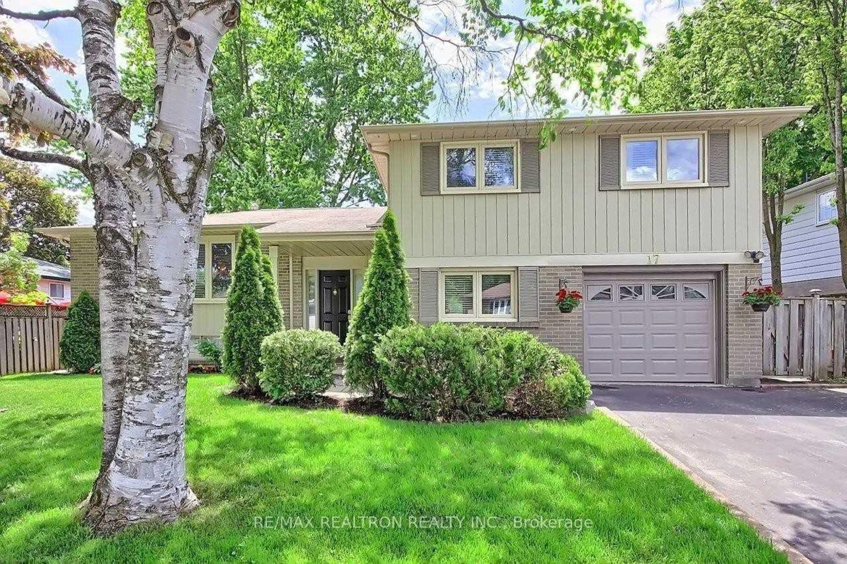 17 Hill Drive, Hills of St Andrew, Aurora photo number 2