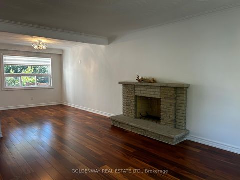 Photo 6 at 271 Iredale Road, Mill Pond, Richmond Hill