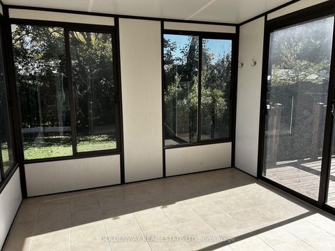 Photo 12 at 271 Iredale Road, Mill Pond, Richmond Hill