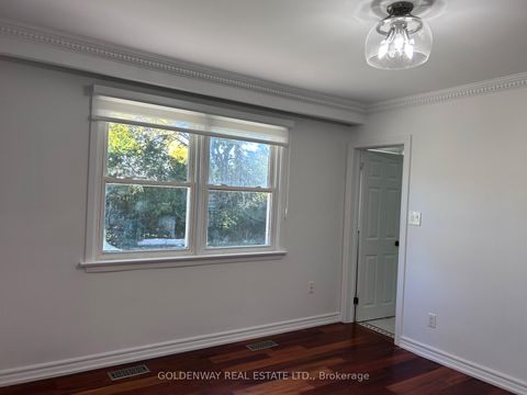 Photo 17 at 271 Iredale Road, Mill Pond, Richmond Hill