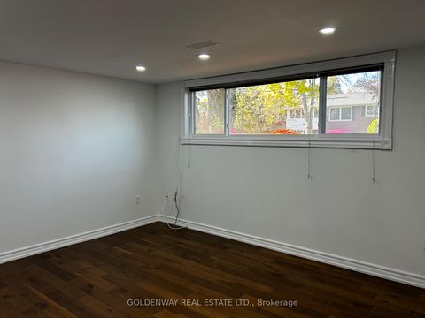 Photo 25 at 271 Iredale Road, Mill Pond, Richmond Hill