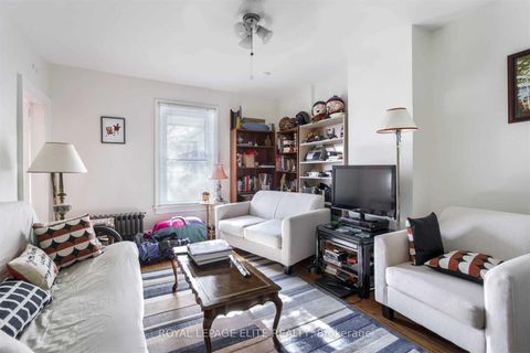 Photo 14 at 18-20 Reuben Street, Aurora Village, Aurora