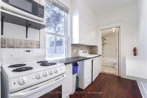 Photo 17 at 18-20 Reuben Street, Aurora Village, Aurora