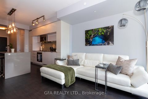 Photo 10 at 606 - 28 Avondale Avenue, Willowdale East, Toronto