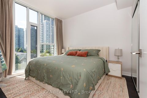 Photo 11 at 606 - 28 Avondale Avenue, Willowdale East, Toronto