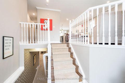 Photo 4 at 135 Sandringham Drive, Shore, Barrie