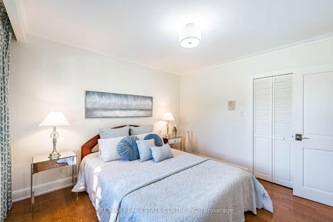 Photo 31 at 16 Aylesbury Road, Rosethorn, Toronto