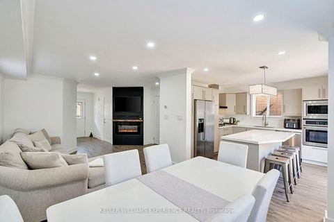 Photo 3 at 91 Butternut Drive, Holly, Barrie