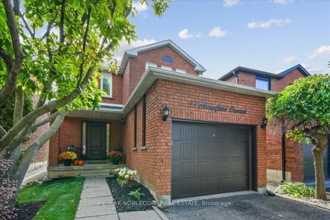 Photo 1 at 31 Mountfield Crescent, Brownridge, Vaughan