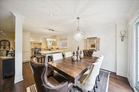 Photo 9 at 31 Mountfield Crescent, Brownridge, Vaughan