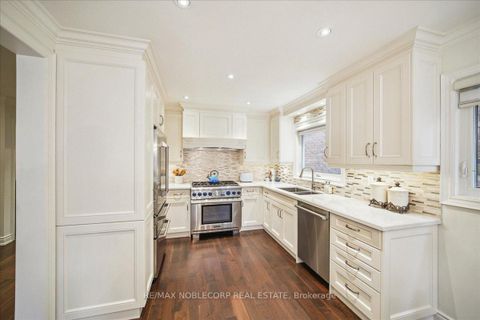 Photo 12 at 31 Mountfield Crescent, Brownridge, Vaughan Photo 12 at 31 Mountfield Crescent, Brownridge, Vaughan