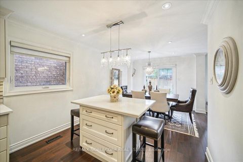 Photo 15 at 31 Mountfield Crescent, Brownridge, Vaughan